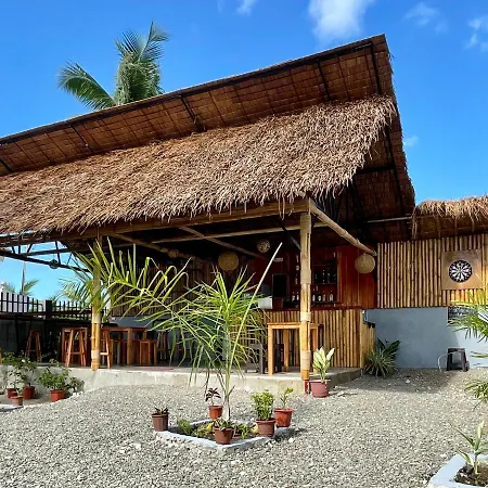 Momo Hostel